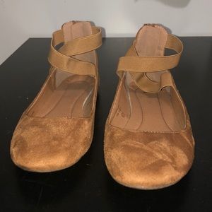 Ballerina slip ons